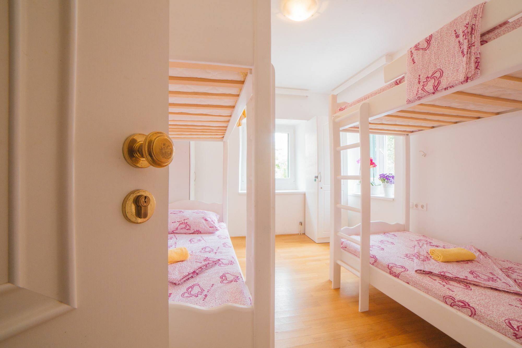 Cheap Sleep Marinero (Adults Only) Hostel Χβαρ Εξωτερικό φωτογραφία